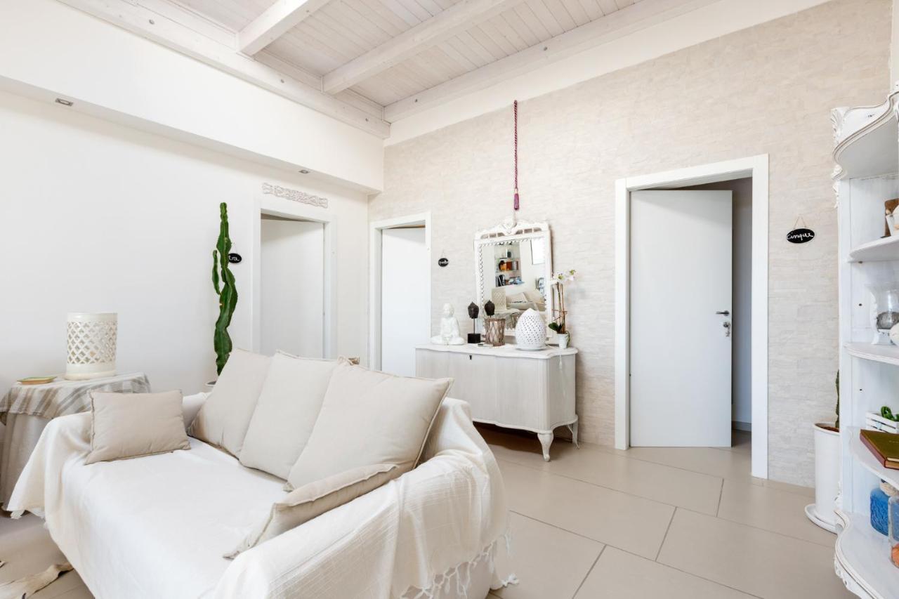 Excellent Rooms Gallipoli Exterior photo
